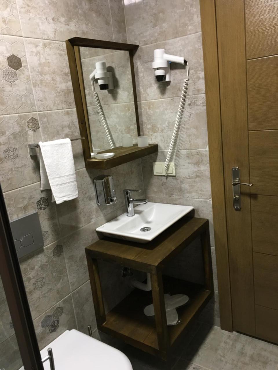 Itimat Otel أورلا المظهر الخارجي الصورة